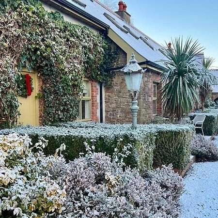 Courtyard Cottages Tralee Exterior photo